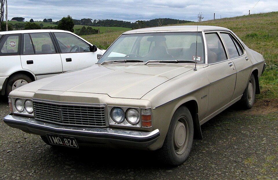 File:MHV Holden HJ Premier 1974-1976 01.jpg