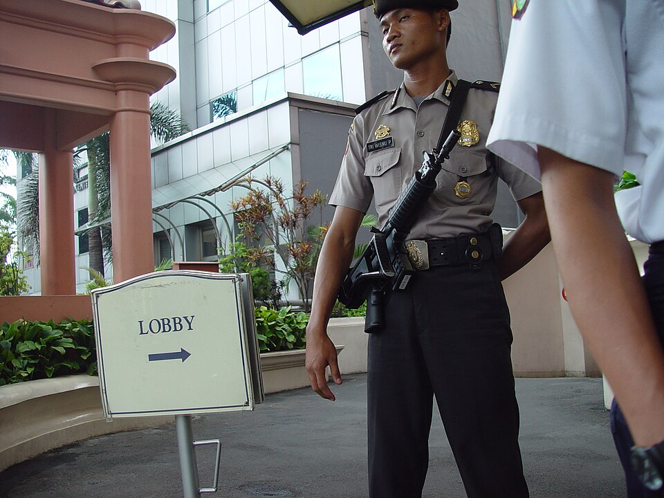File:Mall culture jakarta12.jpg