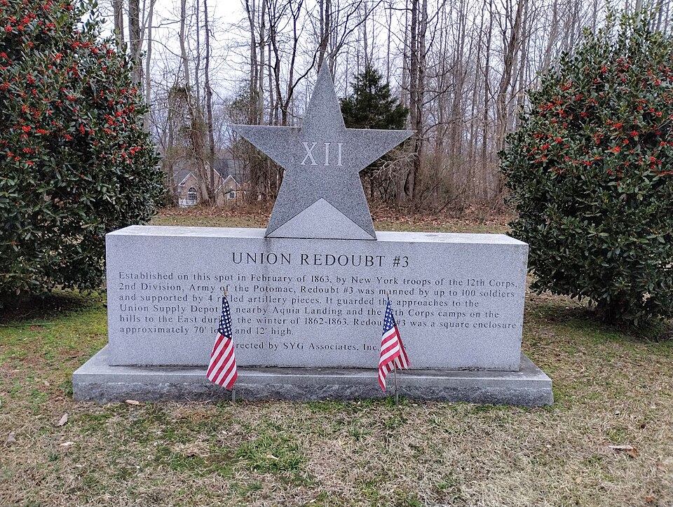File:XII Corps Redoubt 3.jpg