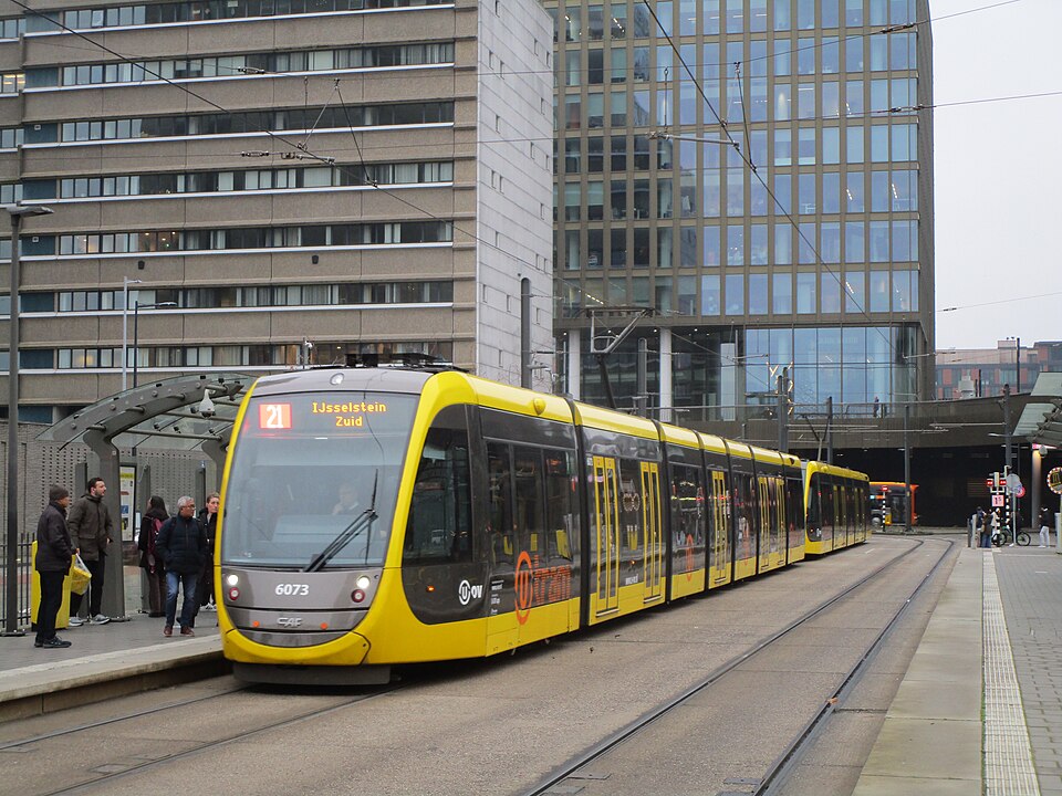 File:Transdev 6073 te Utrecht.jpg