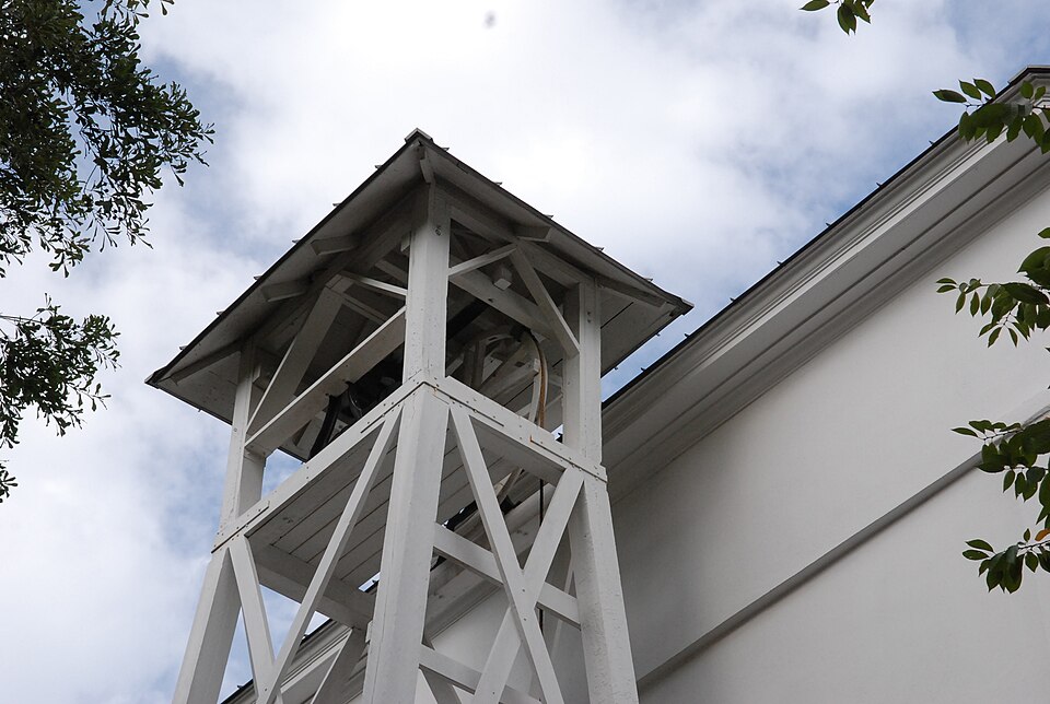 File:UGAChapelBell.jpg