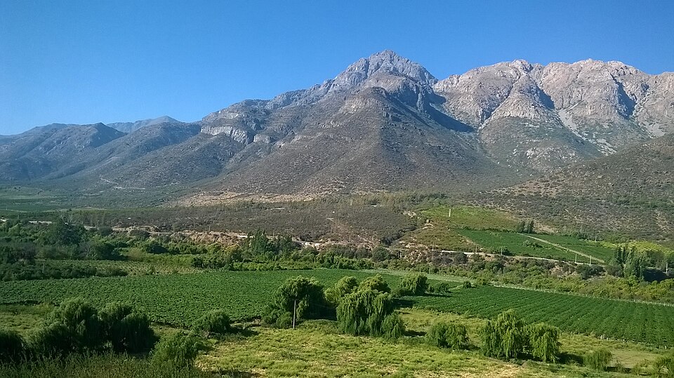 File:Valle del Choapa.jpg