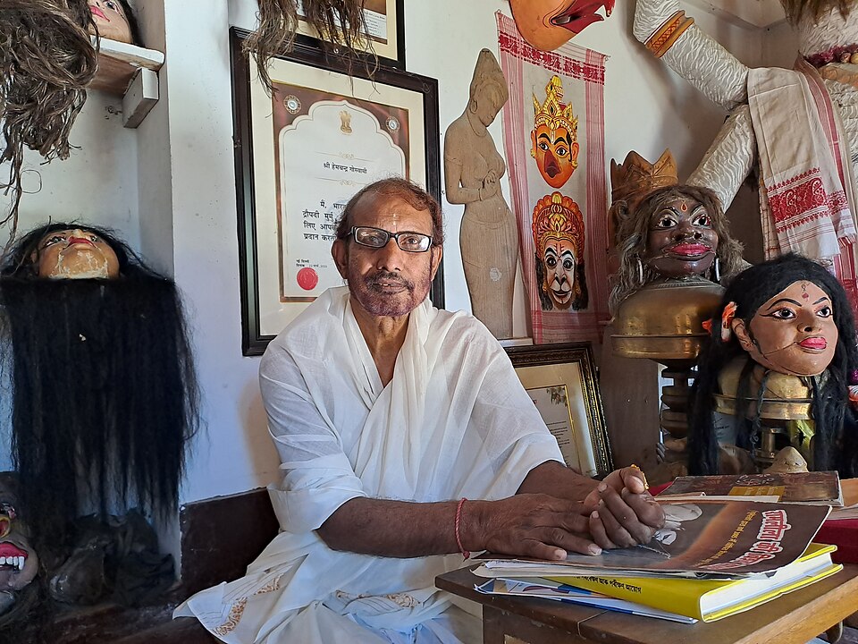 File:Hem Chandra Goswami (mask making artist).jpg