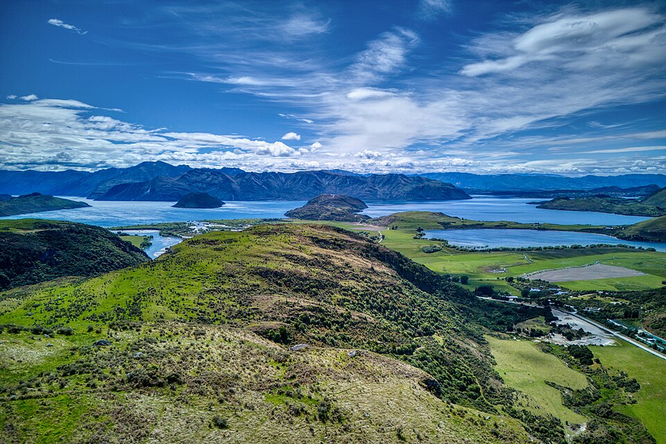 File:LakeWanakaNov272024.jpg
