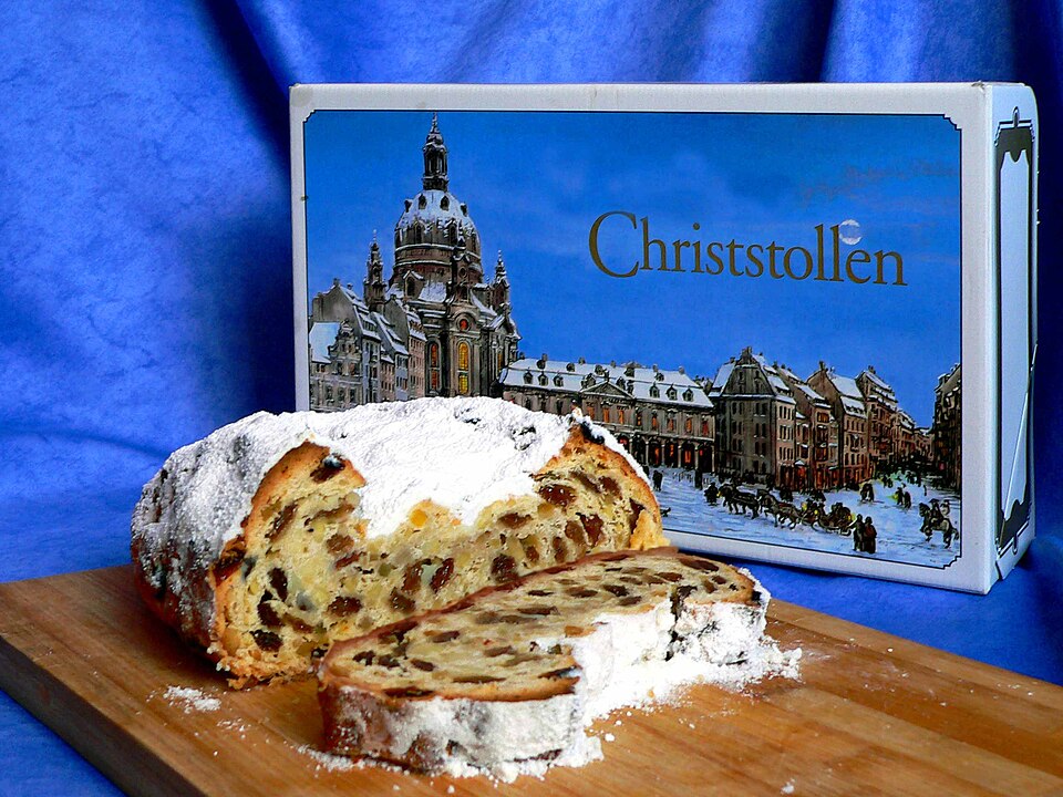File:Stollen-Dresdner Christstollen.jpg