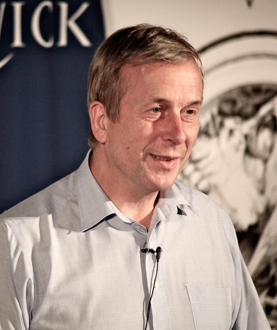 File:Kevin Warwick 2011.jpg