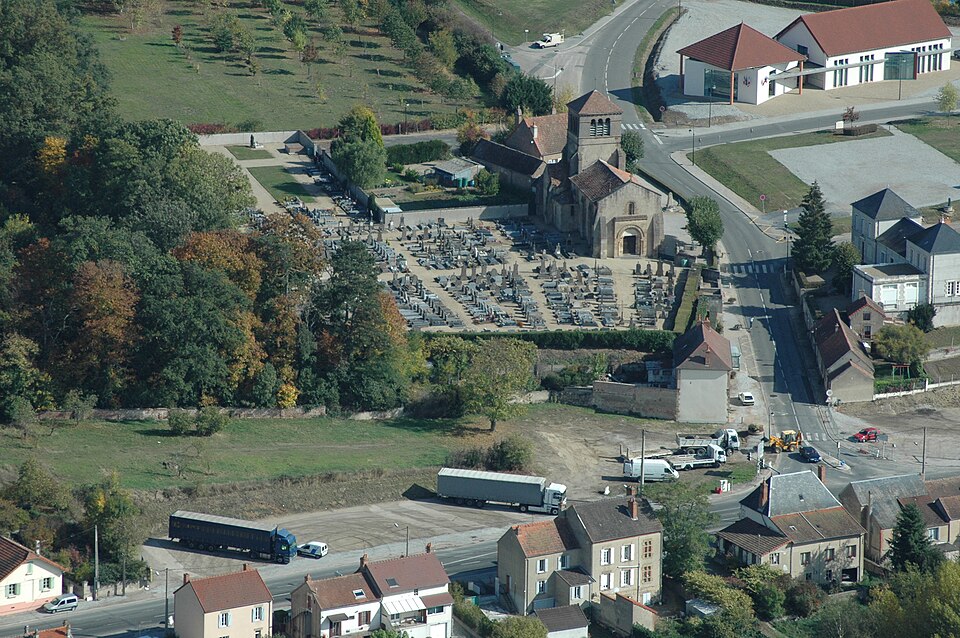 File:Toulon-sur-Allier 01.jpg
