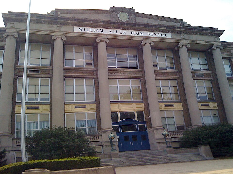File:William Allen High School, Allentown PA.jpg