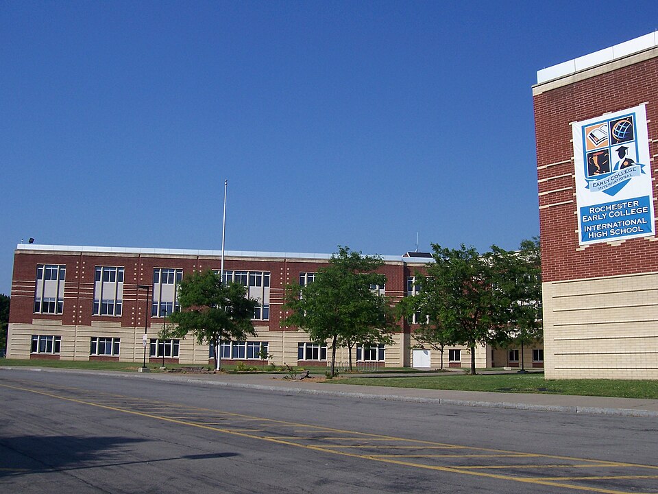 File:JamesMadisonHighSchool.JPG