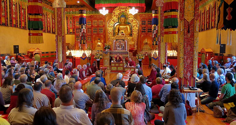 File:Khenpo Karthar teaching 2013.jpg