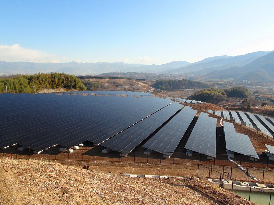 File:Mount Komekura Photovoltaic power plant Jan2012.JPG