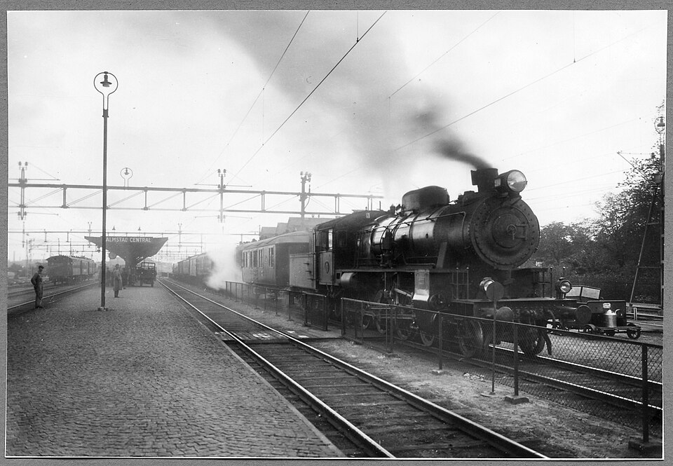 File:JvmKDAJ06381.jpg