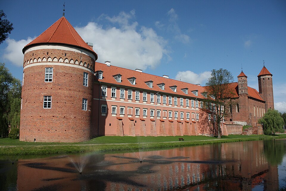 File:Lidzbark Warmiński Zamek Biskupów Warmińskich 001.jpg