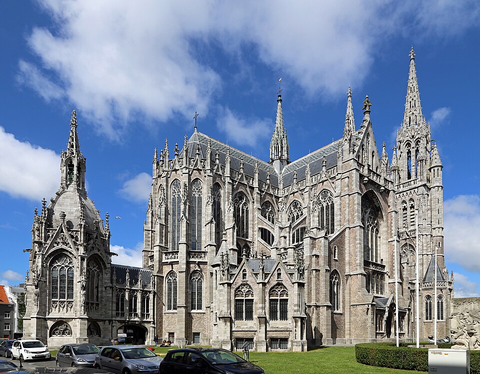 File:Oostende Sint-Petrus-en-Pauluskerk R02.jpg