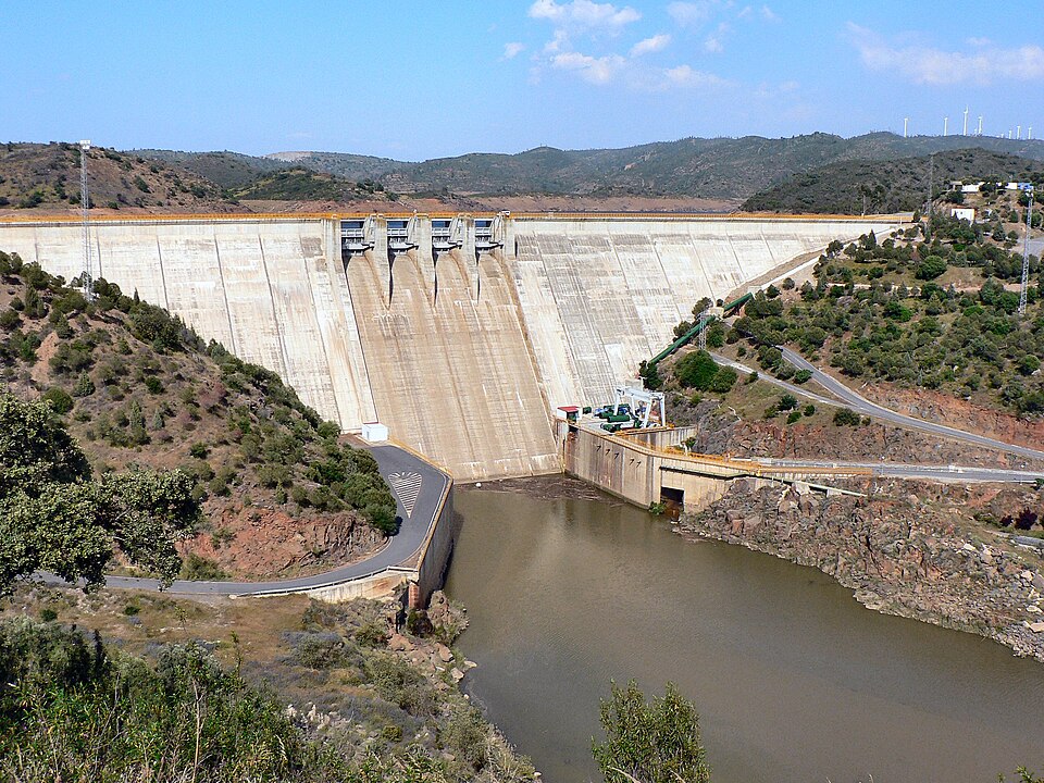 File:Barragem do Chança.JPG