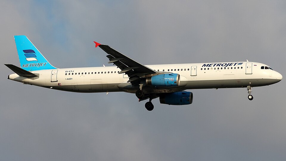 File:Metrojet Airbus A321-231 EI-ETJ.jpg