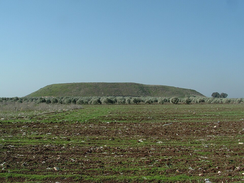 File:תל כיסאן.JPG