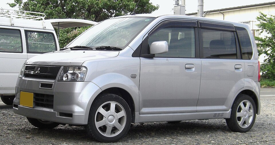 File:1st generation Mitsubishi eK Sport.jpg
