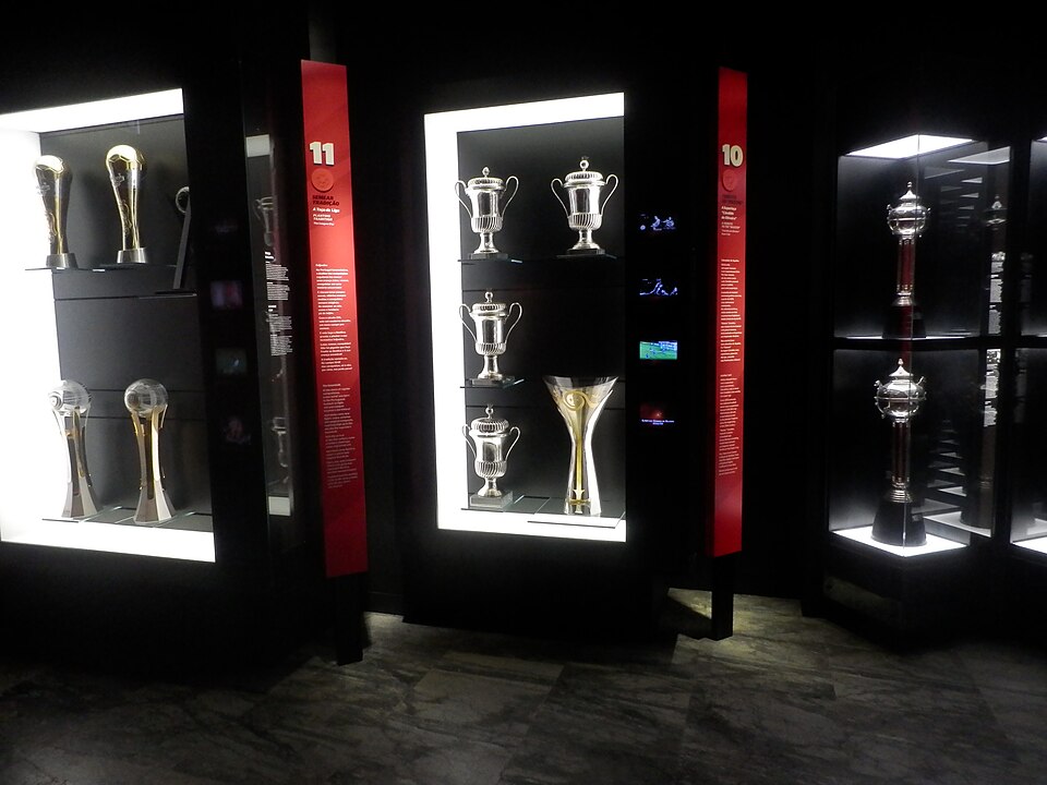 File:Five Supercups in Museu Cosme Damião.JPG