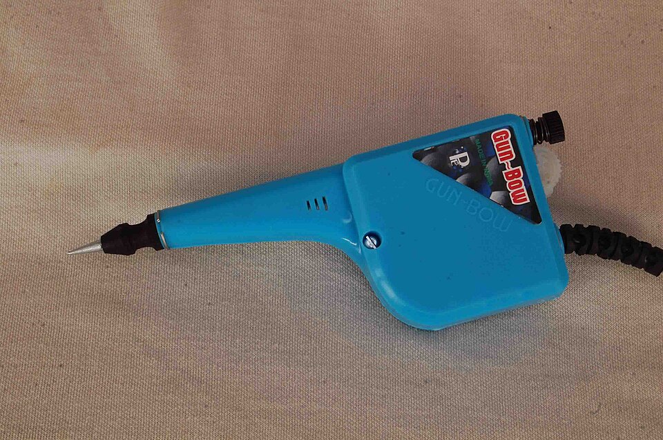 File:Hand engraving tool.jpg