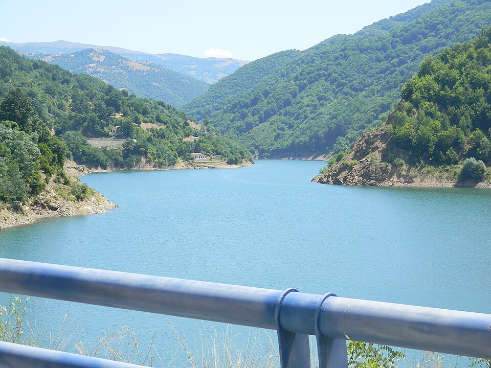 File:Prvonek, Serbia - panoramio.jpg