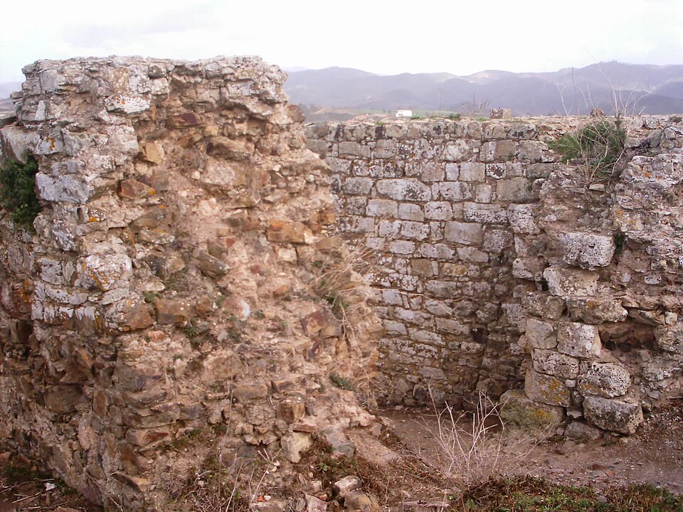File:Castelo Aljezur 2.JPG