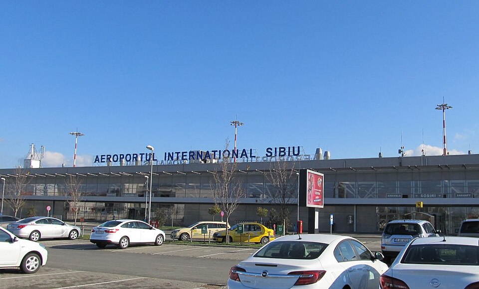File:Flughafen Hermannstadt2.jpg
