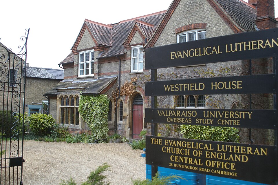 File:Westfield House.jpg
