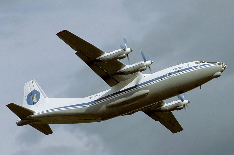 File:Antonov An-12AP, Veteran Airlines AN1343008.jpg