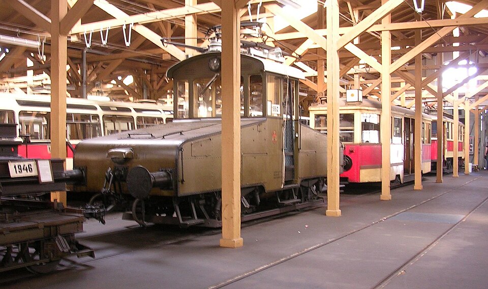 File:Střešovice, tramvajová lokomotiva 4072 (01).jpg
