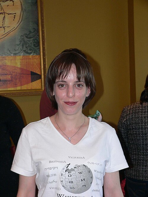 File:St Pete meetup - Angela.jpg