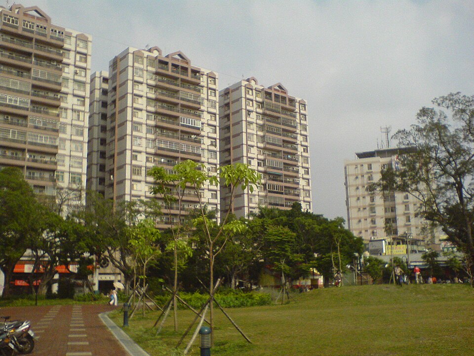 File:Yuanlinpark.JPG
