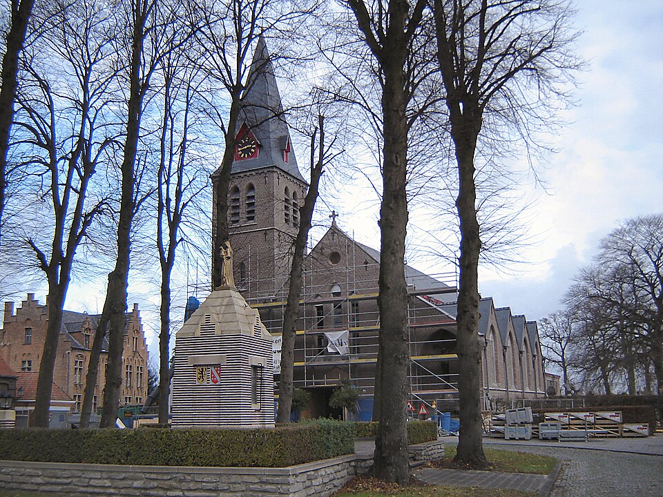 File:Assebroek - Onze-Lieve-Vrouw-Onbevlekt-Ontvangenkerk 1.jpg