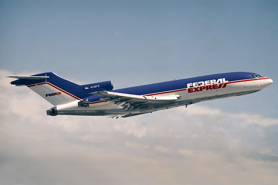 File:Boeing 727-25C, FedEx JP110728.jpg