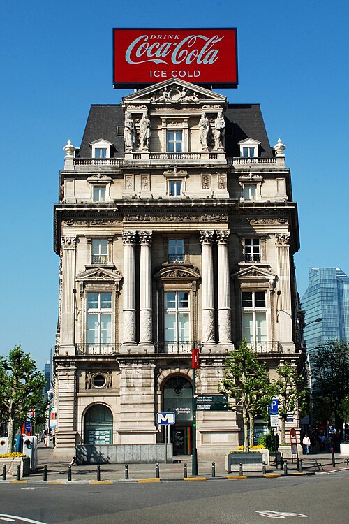 File:Bruxelles - Hôtel Continental - 01.JPG