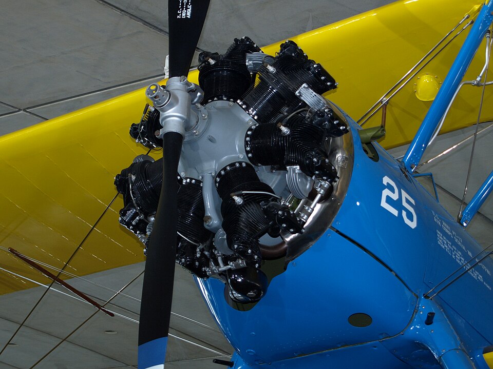 File:ContinentalR-670.JPG