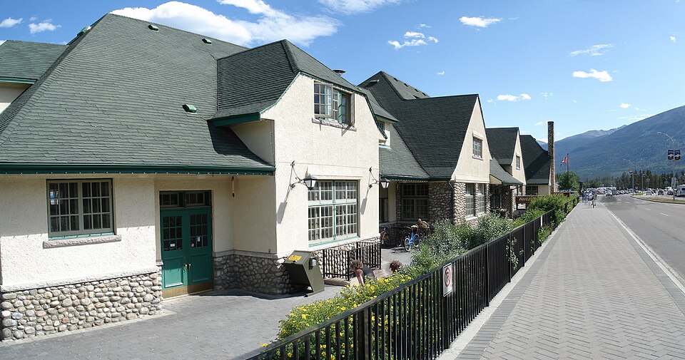 File:Jasper Connaught Drive East.jpg