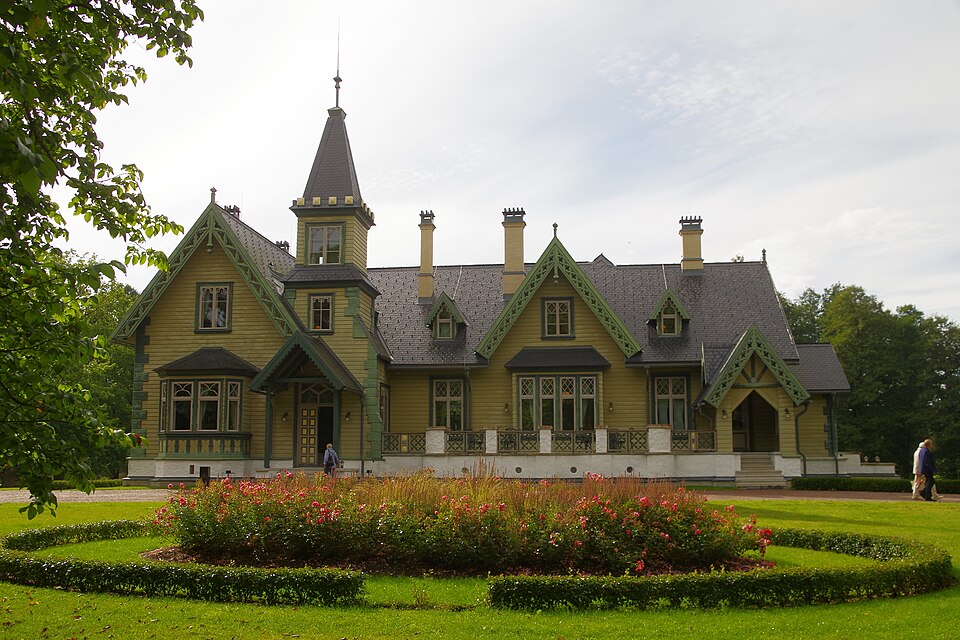File:Kõltsu mõisa peahoone1.JPG