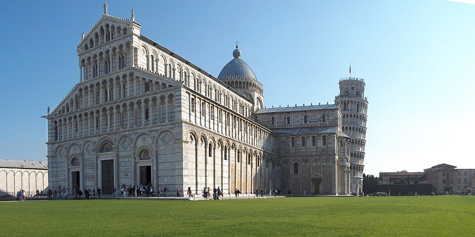 File:Pisa.Dom.pano01.jpg