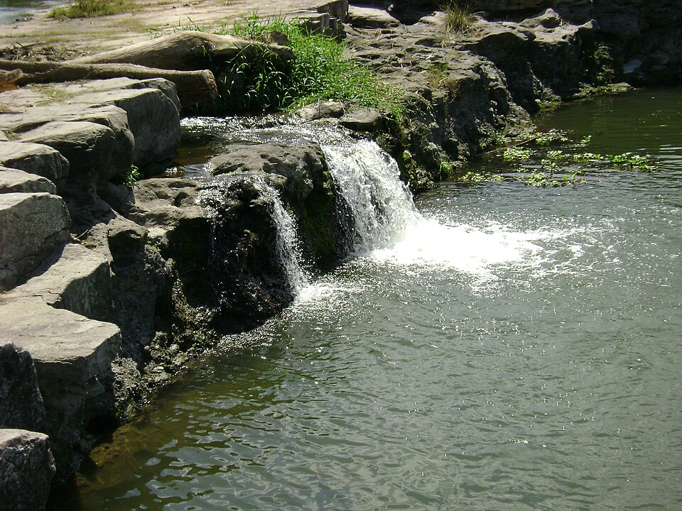 File:Rio Cauto.JPG