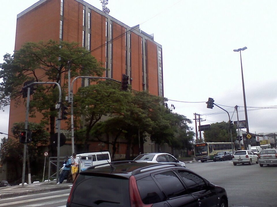 File:Telesp Osasco.jpg