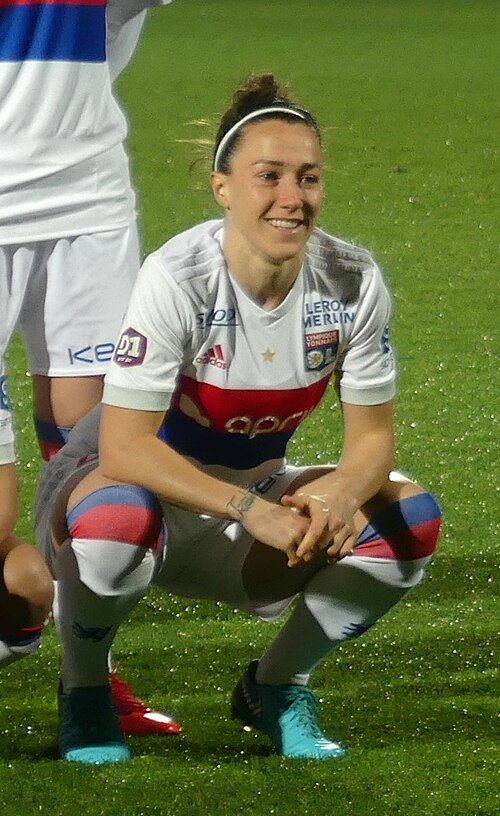 File:Lucy Bronze 2018 OL (cropped).jpg