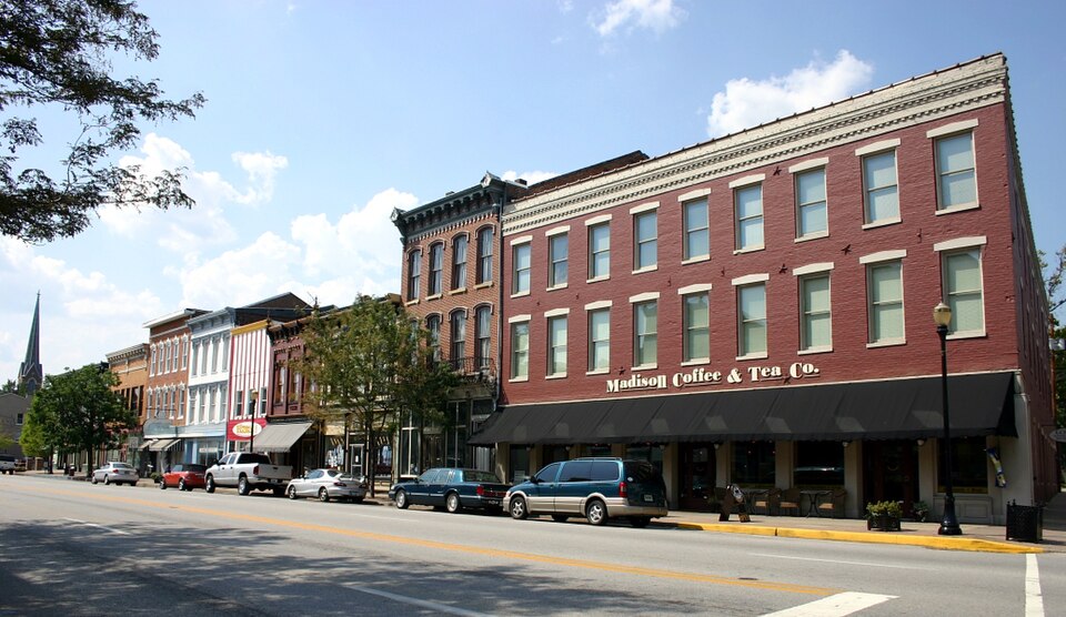 File:Madison indiana main street 08 2007.jpg