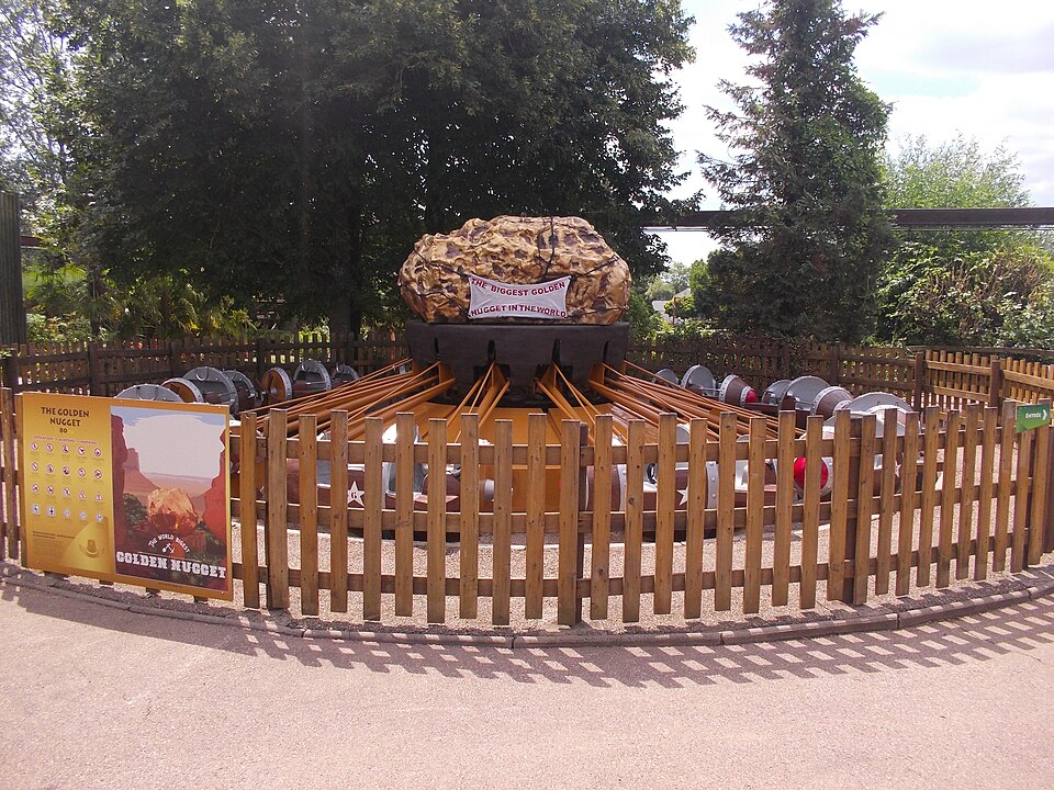 File:The Golden Nugget.jpg