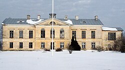 Ontika manor