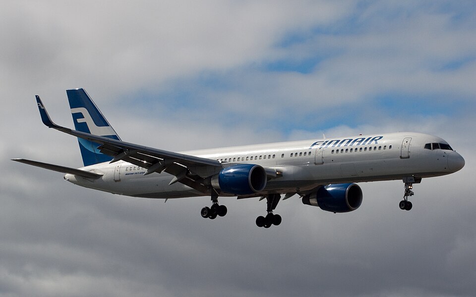 File:Finnair Boeing 757-200.jpg