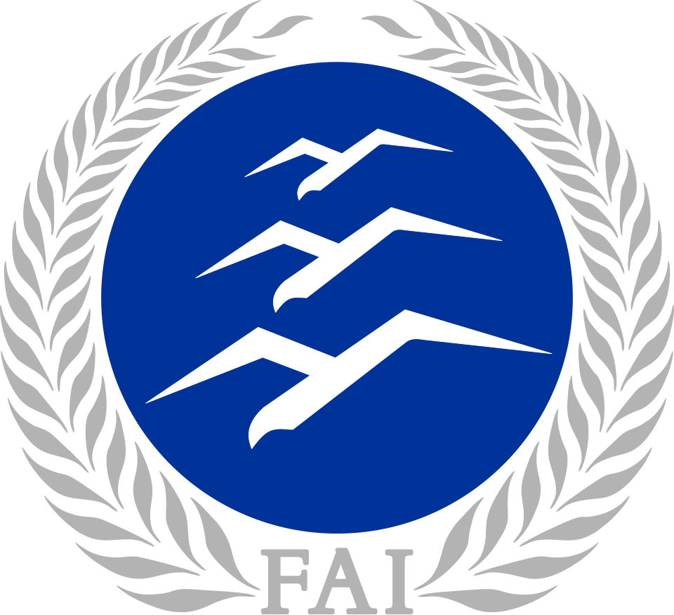 File:Gliding Silver Badge.svg