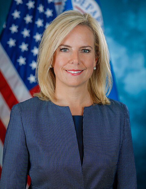 File:Kirstjen Nielsen official photo.jpg
