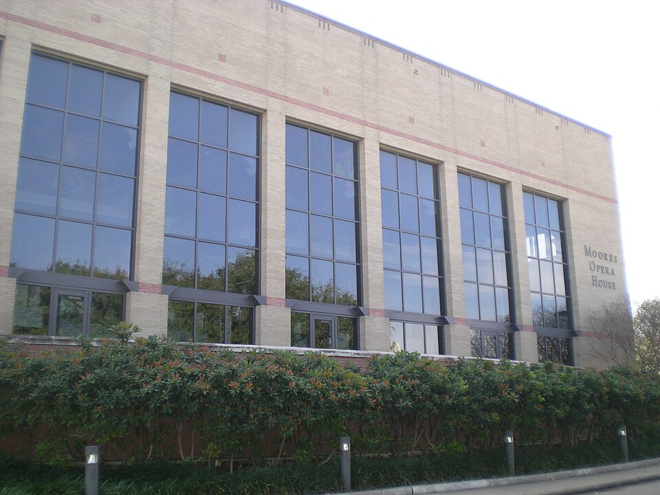 File:Moores Opera House.jpg