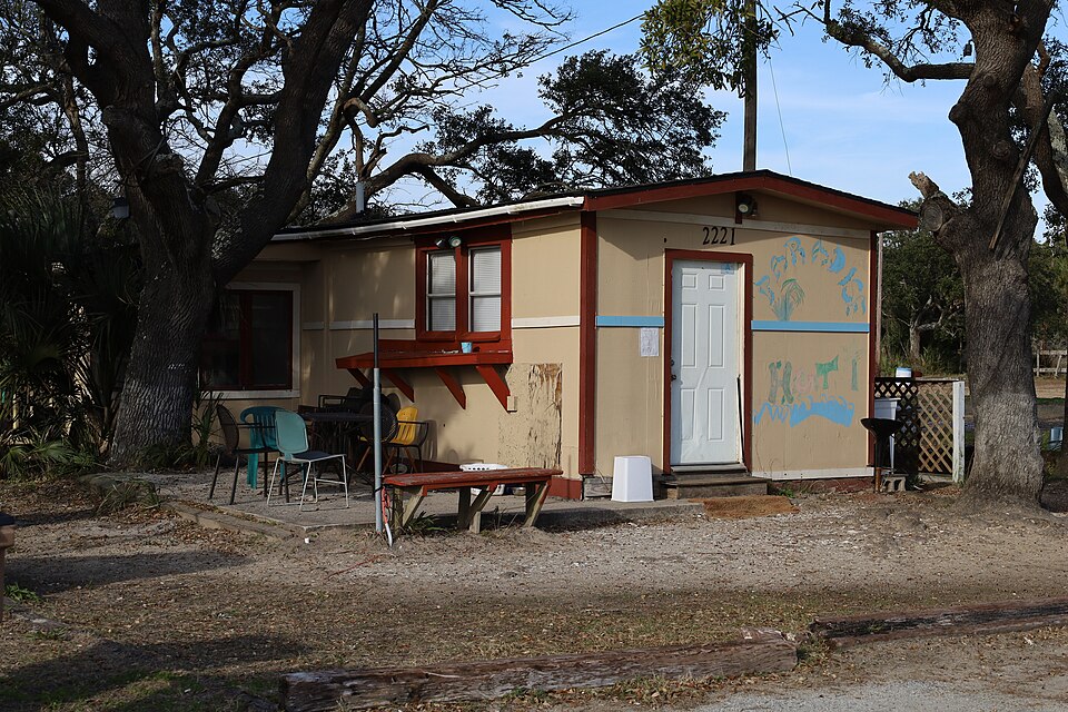 File:Mosquito Beach Historic District 2021c.jpg